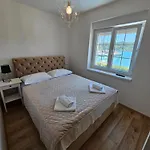 Gaj - Guest With Charm Bed & Breakfast 3*