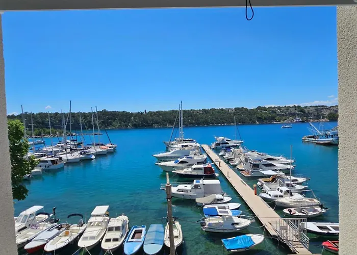 ベッド・アンド・ブレックファスト Gaj 3*