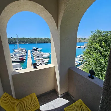 Gaj Bed & Breakfast 3*