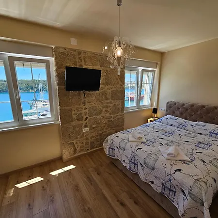 Gaj Bed & Breakfast 3*