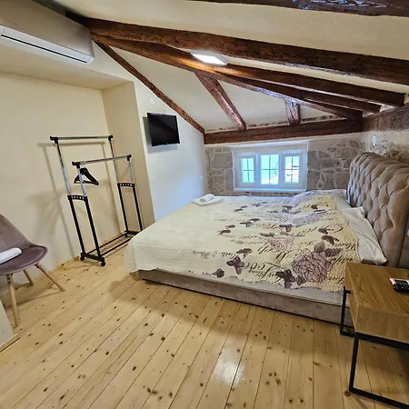 Bed & Breakfast Gaj 3*