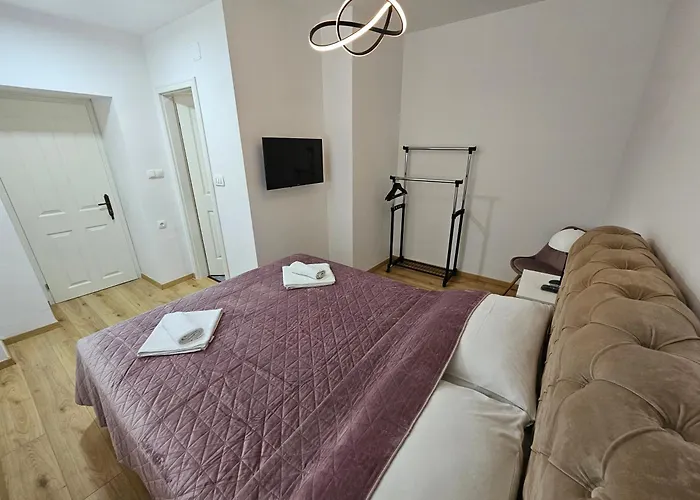 Gaj Couette-café 3*