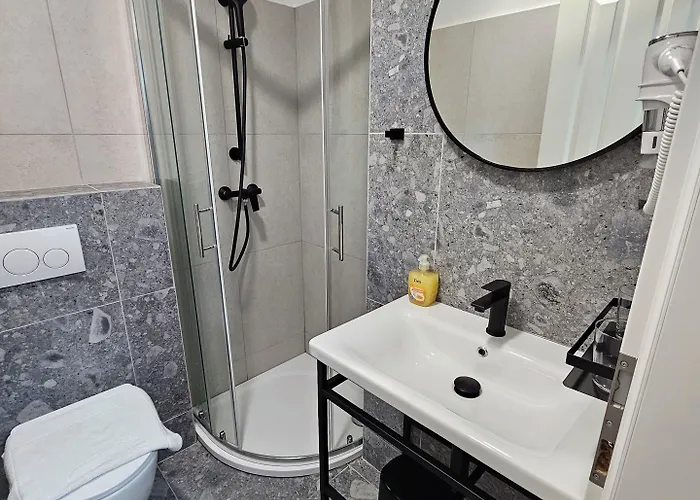 Gaj Couette-café Omišalj