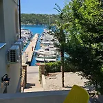 Gaj - Guest With Charm Bed & Breakfast Omišalj