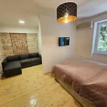 Gaj - Guest With Charm Bed & Breakfast 3*